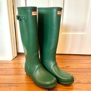 Hunter Matte Tall Rain Boots